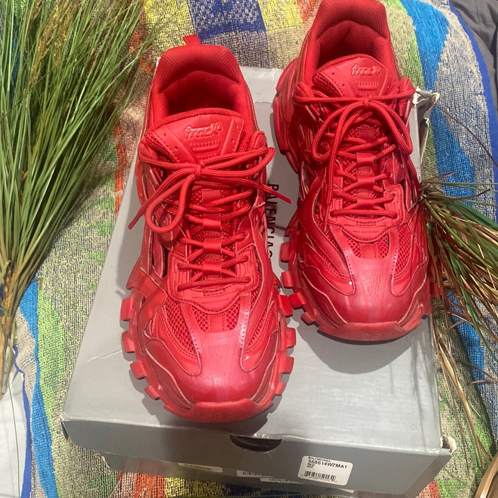 Balenciaga Track Sneakers ❤️
